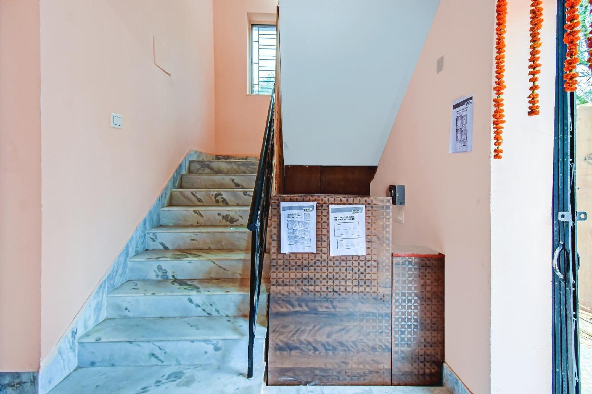 Hotel O Shree Residency Калькутта Экстерьер фото