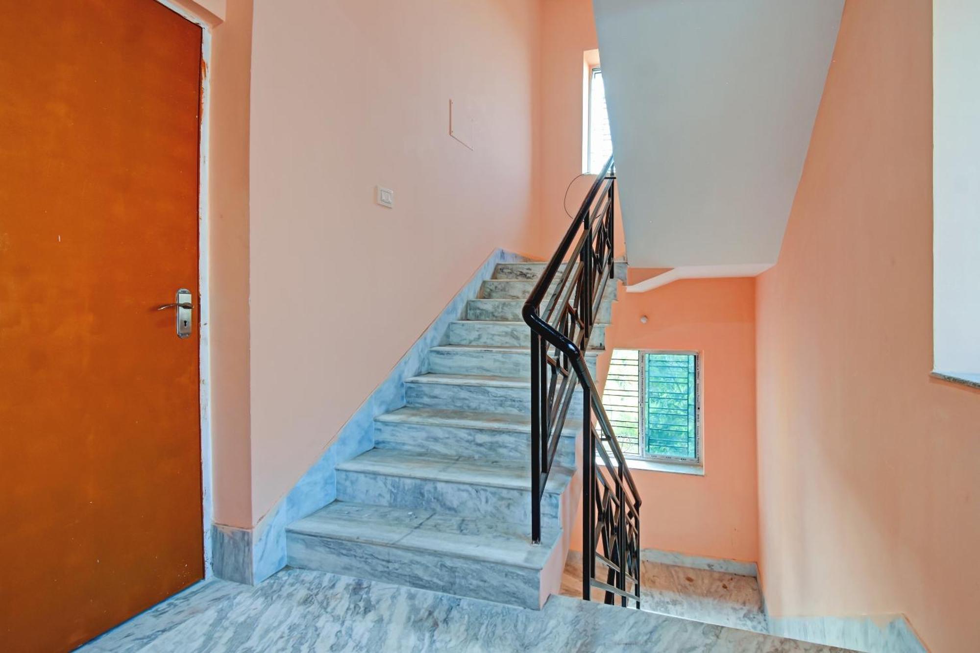 Hotel O Shree Residency Калькутта Экстерьер фото