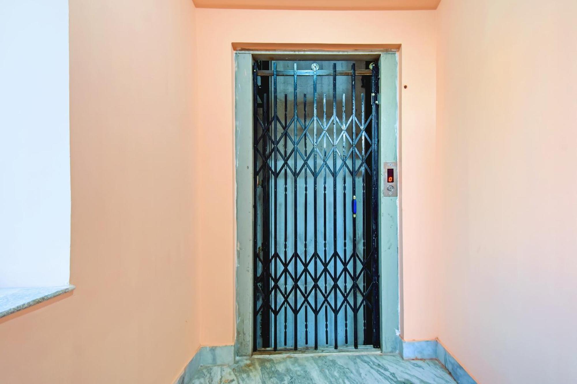 Hotel O Shree Residency Калькутта Экстерьер фото